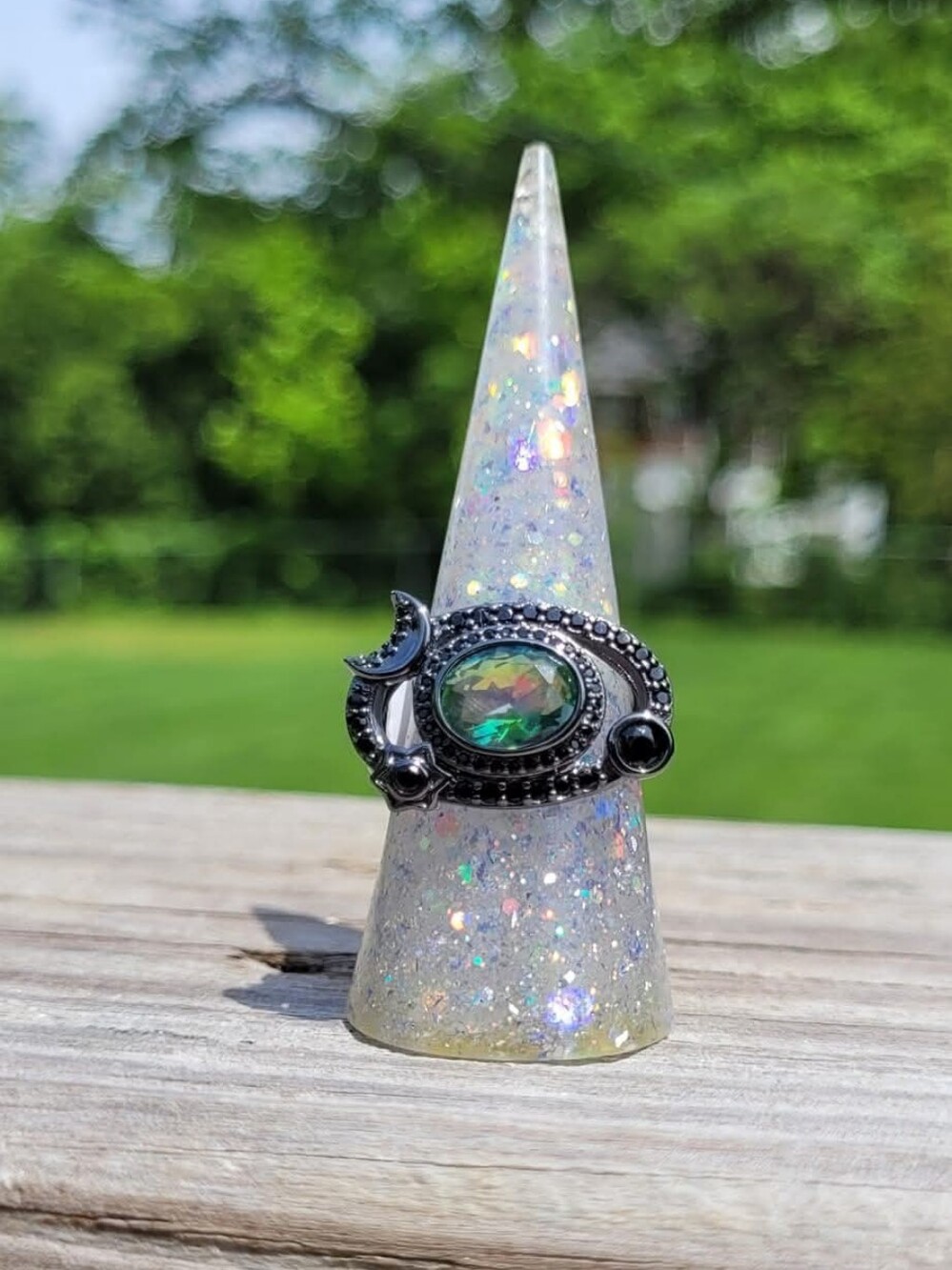 Bomb Party Cosmos Ring (Size 8)